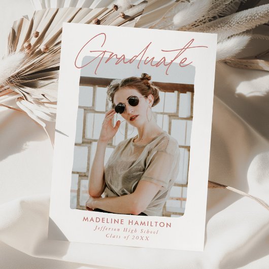 テラコッタ赤面シグネチャースクリプト写真卒業 案内状