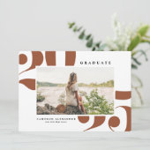 テラコッタ2025はっきりしたタイポグラフィ写真卒業 案内状 (スタンド正面)