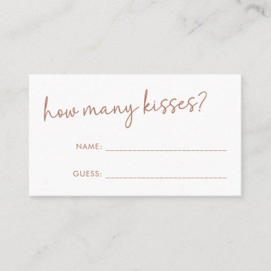 テラコッタ&ホワイトミニマリスト何人のキスゲーム エンクロージャーカード (正面)