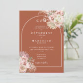 テラコッタ モノグラム パンパス グラス フォト ウェディング 招待状 (スタンド正面)