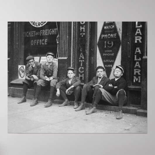 テレグラム・メッセンジャーズ、1910年。ヴィンテージ写真 ポスター (正面)