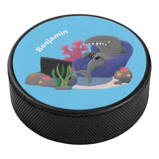 テレビおもしろいアニメを見ているサメ アイスホッケーパック (3/4)