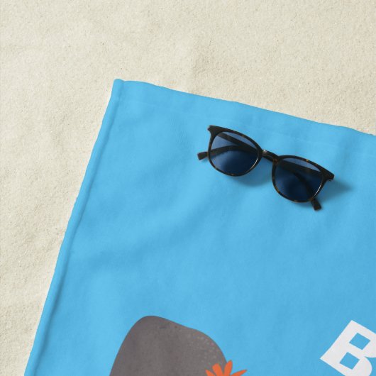 テレビおもしろいアニメを見ているサメ ビーチタオル (インサイチュ)