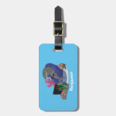 テレビおもしろいアニメを見ているサメ ラゲッジタグ (正面縦)