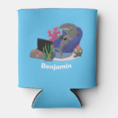 テレビおもしろいアニメを見ているサメ 缶クーラー (正面)