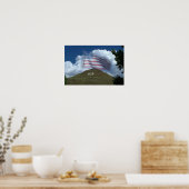 テンダーフットヒル上空の米国国旗 ポスター (キッチン)