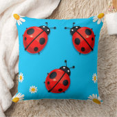 🐞 テントウムシの草原で休む風景 フローラルホーム装飾 クッション (ブランケット)