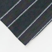 テンプル騎士団の紋章が刻まれた黒い鉄の十字架 フリースブランケット (角)