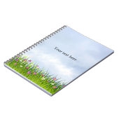 テンプレート、青い空と草花。 ノートブック (左側)