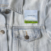 テンプレート、青い空と草花。 缶バッジ (インサイチュ)