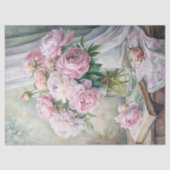 テーブルにエレガントピンクの牡丹が飾られた花瓶 薄葉紙 (正面)