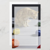 テーブルに坐っているショウガの虎猫猫 便箋 (正面/裏面)