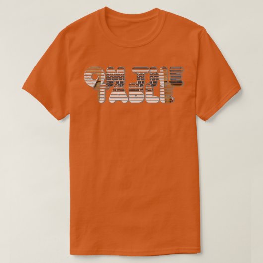 テーブルの上に Tシャツ (デザイン正面)