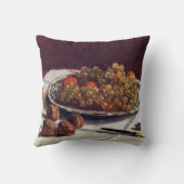 テーブルの上のブドウとクルミSisley Impressionist クッション (裏面)