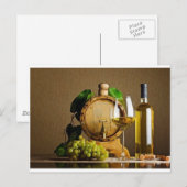 テーブルの上の白ワイン ポストカード (正面/裏面)