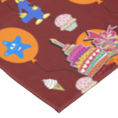 テーブルクロス、ハッピー4歳の誕生日、#4 テーブルクロス (アングル)