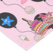 テーブルクロス、幸せな2歳の誕生日、#2ndピンク テーブルクロス (アングル)