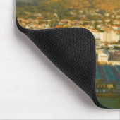 テーブルマウンテン付きケープタウンシティスケープ マウスパッド (コーナー)