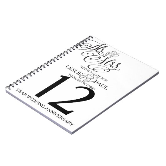 テーブル数氏及び夫人を結婚しているおもしろいのアイディア ノートブック (左側)