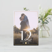 テーブル番号 |モダンタイポグラフィと金ゴールド写真 招待状 (スタンド正面)