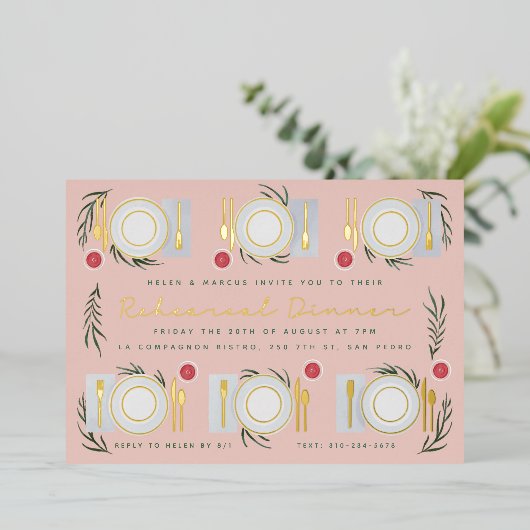 テーブ図解入りの、写真付きのルリハーサルディナー金ゴールド 箔招待状 (立ち正面)