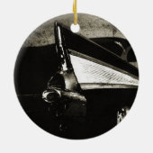 テールフィン- 1957年のChevyのオーナメント セラミックオーナメント (裏面)