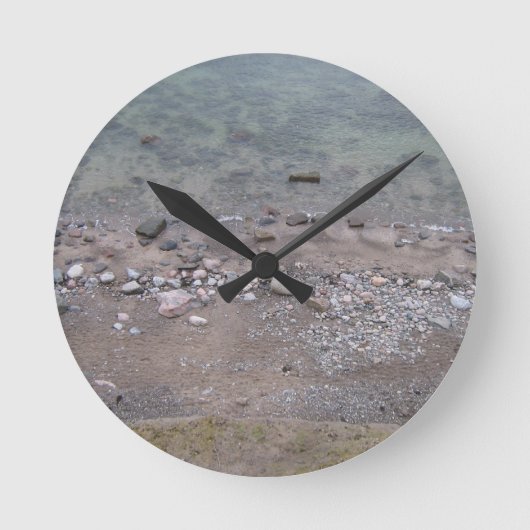 デアオストシーでスティーン ラウンド壁時計 (正面)