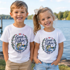 ディアーウッド湖 釣り好きのための湖のライフスタイル Tシャツ