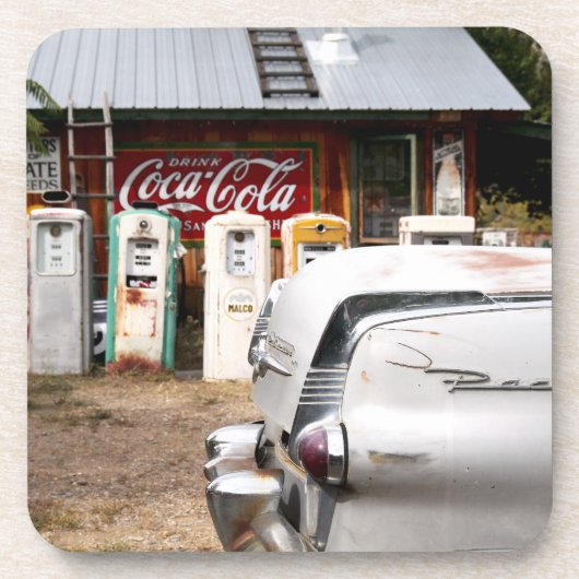 ディクソン、ニューメキシコ、米国。 ヴィンテージ車 コースター (正面)