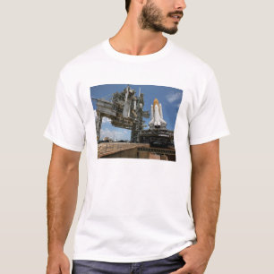 ディスカバリー Tシャツ