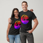 ディスクゴルフと木の根のシルエット Tシャツ (ユニセックス)