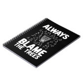 ディスクゴルフは常に木を非難 ノートブック (左側)