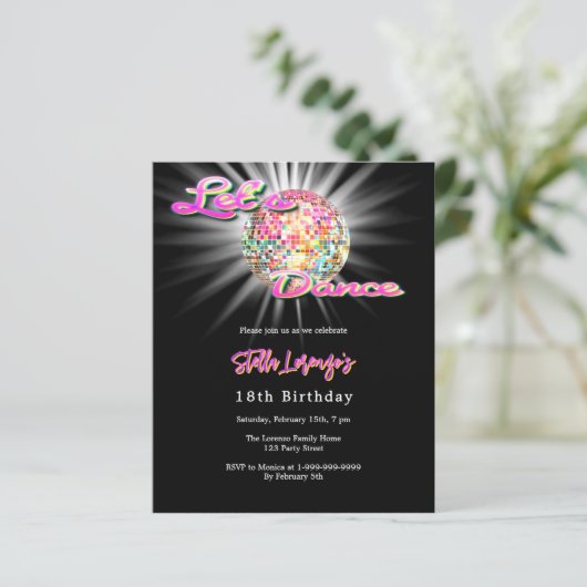 ディスコのダンスパーティーピンクの黒い誕生日の招待 (スタンド正面)