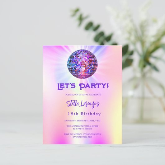 ディスコピンクのホログラフィック予算誕生日の招待状 (スタンド正面)