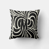 ディスコモダンカジュアルブラックとアイボリーモノグラム クッション (裏面)