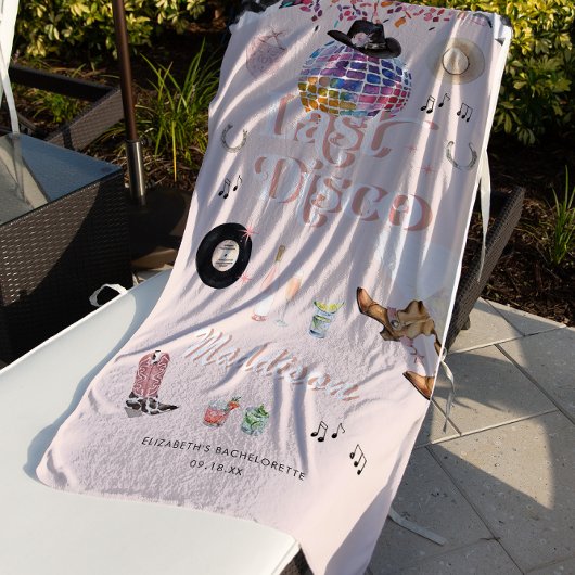 ディスコ女性のカーボーイナッシュビルピンクロデオ |バチェロレッテ ビーチタオル