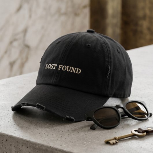ディストressedタイポグラフィLost+Foundヴィンテージminimalis 刺繍入りキャップ