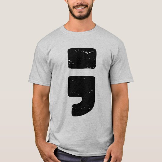ディストressedブラック句読点記号セミコロン tシャツ (正面)