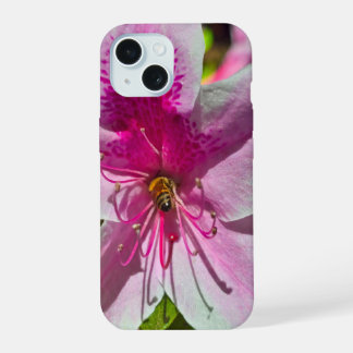 ディセンポサガーデンの美しいピンクのツツジの花 iPhone 15ケース