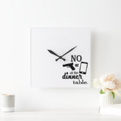 ディナーテーブルに電話がないReady カスタマイズ to スクエア壁時計 (ホーム)