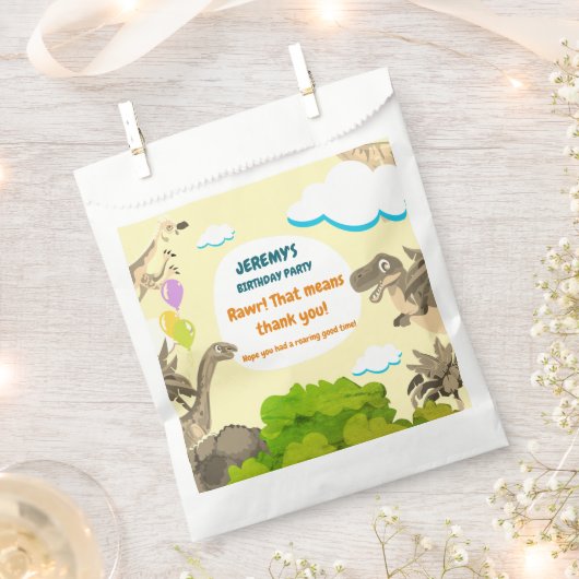 ディノバースデーパーティーの好意バッグ フェイバーバッグ (クリップ留めされた状態)