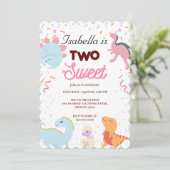 ディノパーティーかわいい恐竜2つの甘い誕生日女の子 招待状 (スタンド正面)