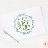 ディノ誕生日パーティーステッパーソナライズされたカー ラウンドシール (封筒)