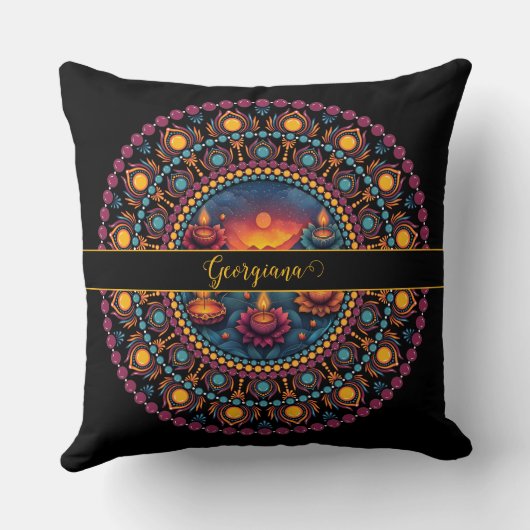 ディワパーソナライズされたリカラフルフェスティバルマンダラ クッション (裏面)