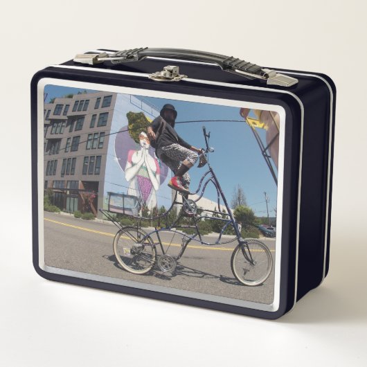 ディンゴディザーマルインポートランド メタルランチボックス (正面)