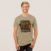 ディーゼルと祈りで走るトラック Tシャツ (正面全面)