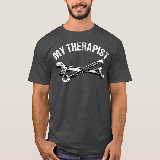 ディーゼル整備士おもしろいマイセラピストトラックエンジン Tシャツ (正面)