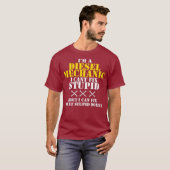 ディーゼル整備士は馬鹿な服を直せない 面白い Tシャツ (正面フル)