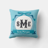 ディープアクアブルーリバースグリークキー ボー モノグラム クッション (裏面)