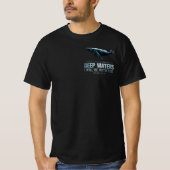 ディープウォーターズのクジラ キリスト教の慰めの聖句 Tシャツ (正面)
